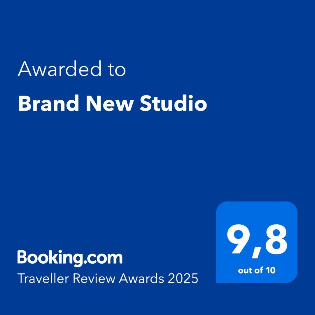 בנאלמדנה Brand New Studio מראה חיצוני תמונה